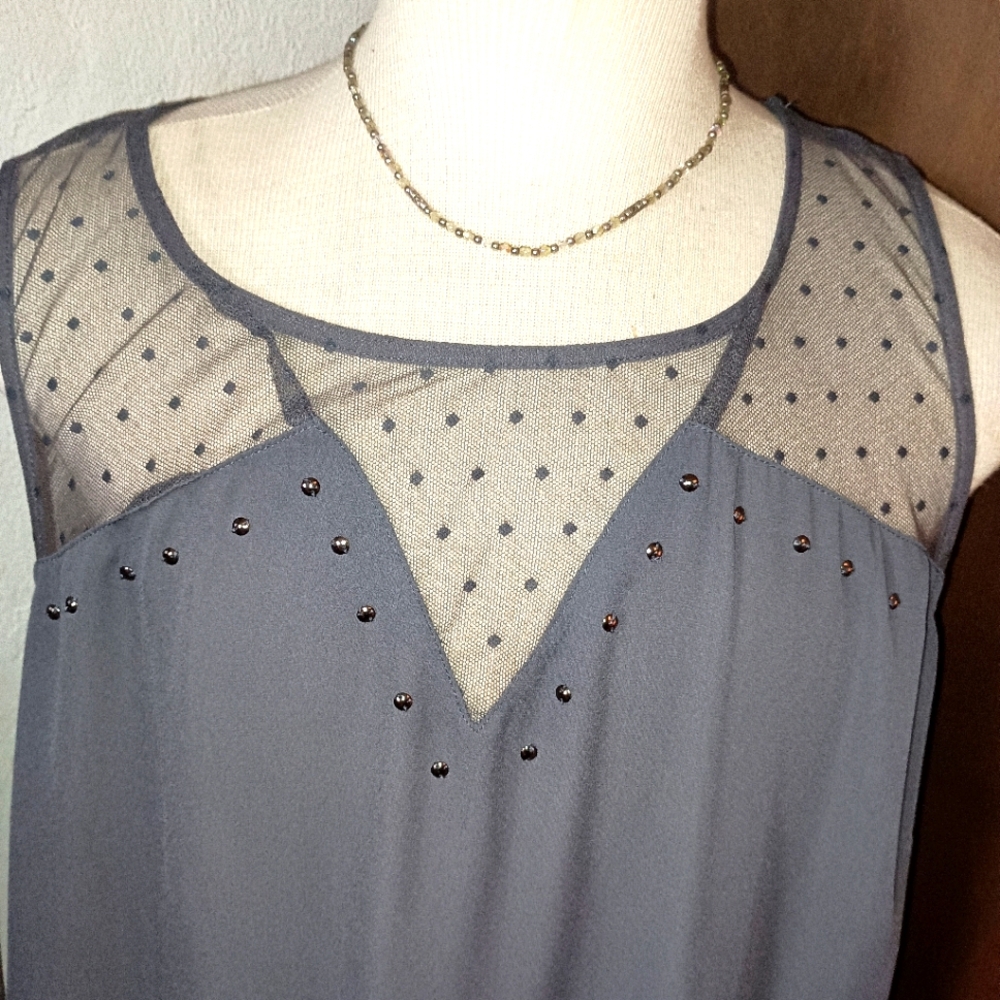 Torrid Sleeveless Blouse Grey Sheer Mesh & Lace with Grommet Details Size 4X 28W